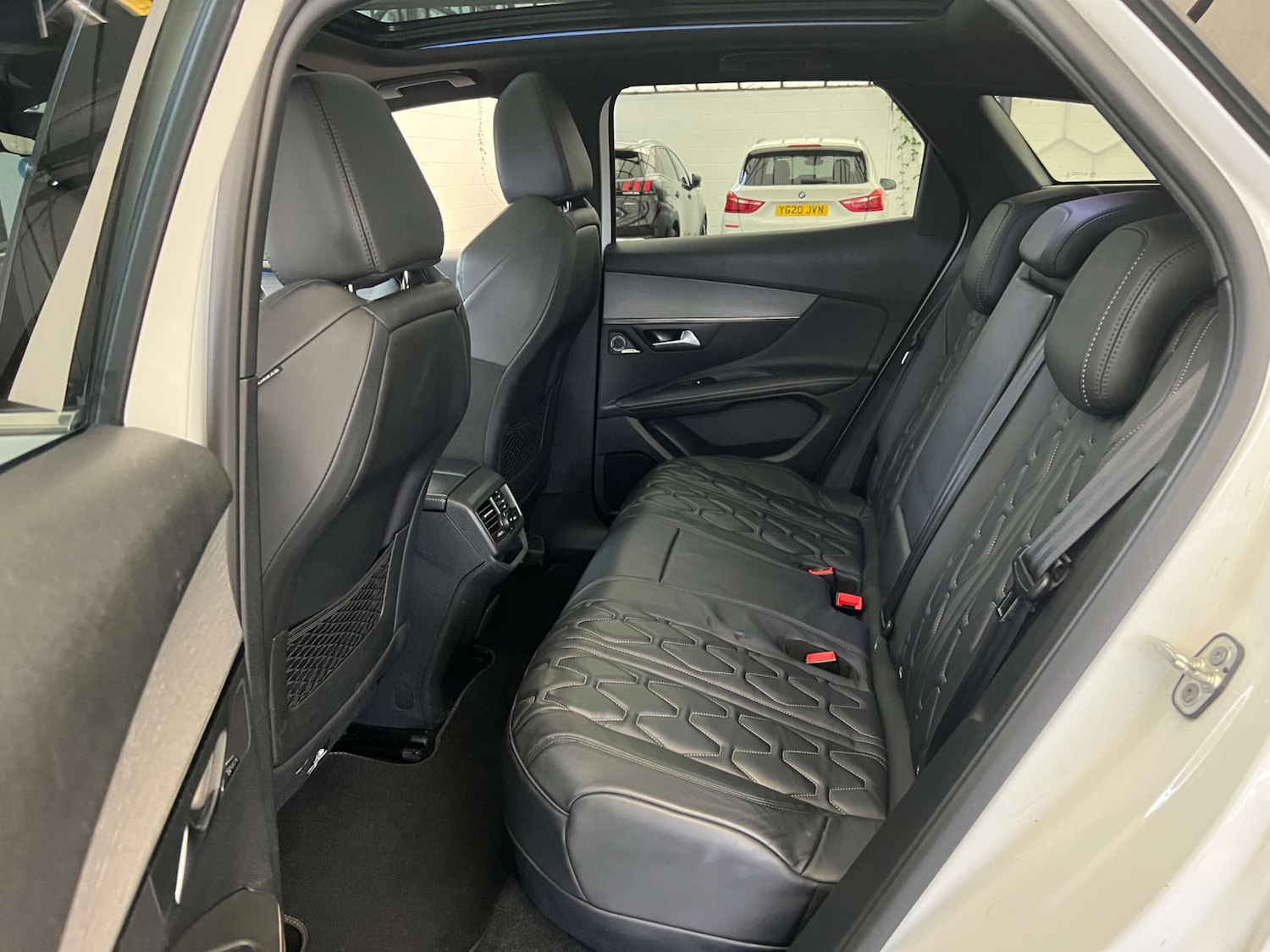 Used Peugeot 3008 2020 for sale - 76601806: Photo 35