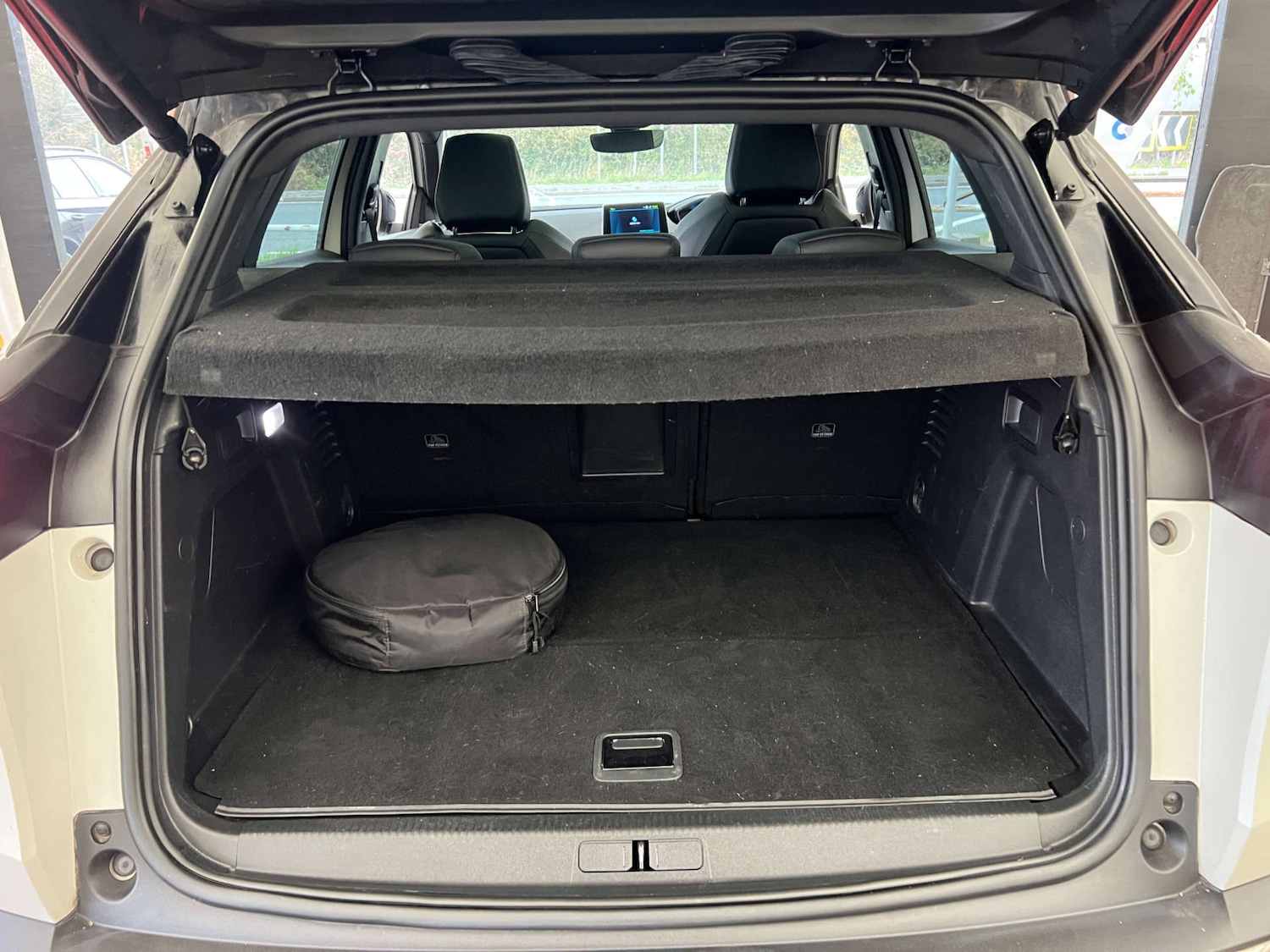 Used Peugeot 3008 2020 for sale - 76601806: Photo 37