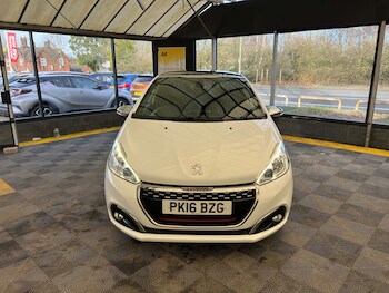 Used Peugeot 208 2016 for sale - 77558220: Photo