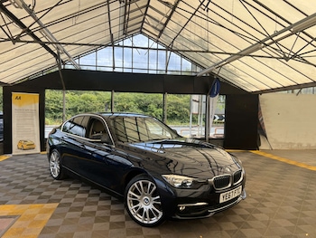 Used BMW 3 Series 2017 for sale - 75744905: Photo