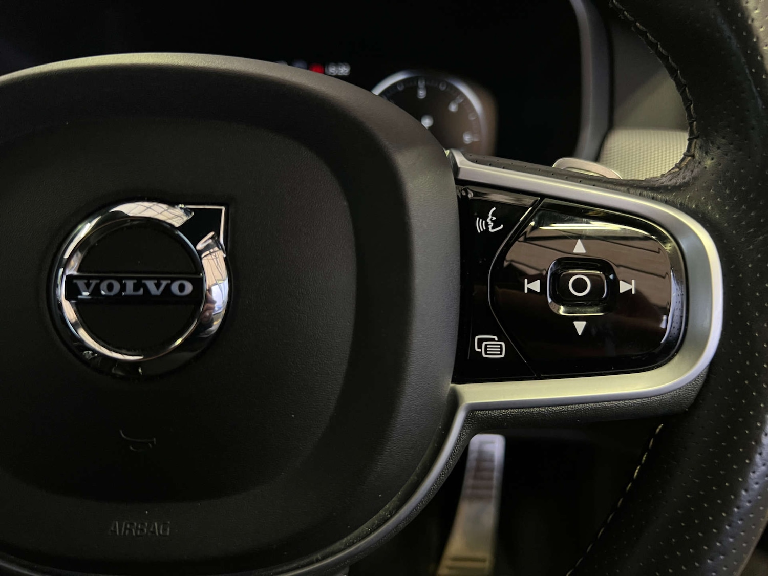 Used Volvo S90 2018 for sale - 77452453: Photo 16