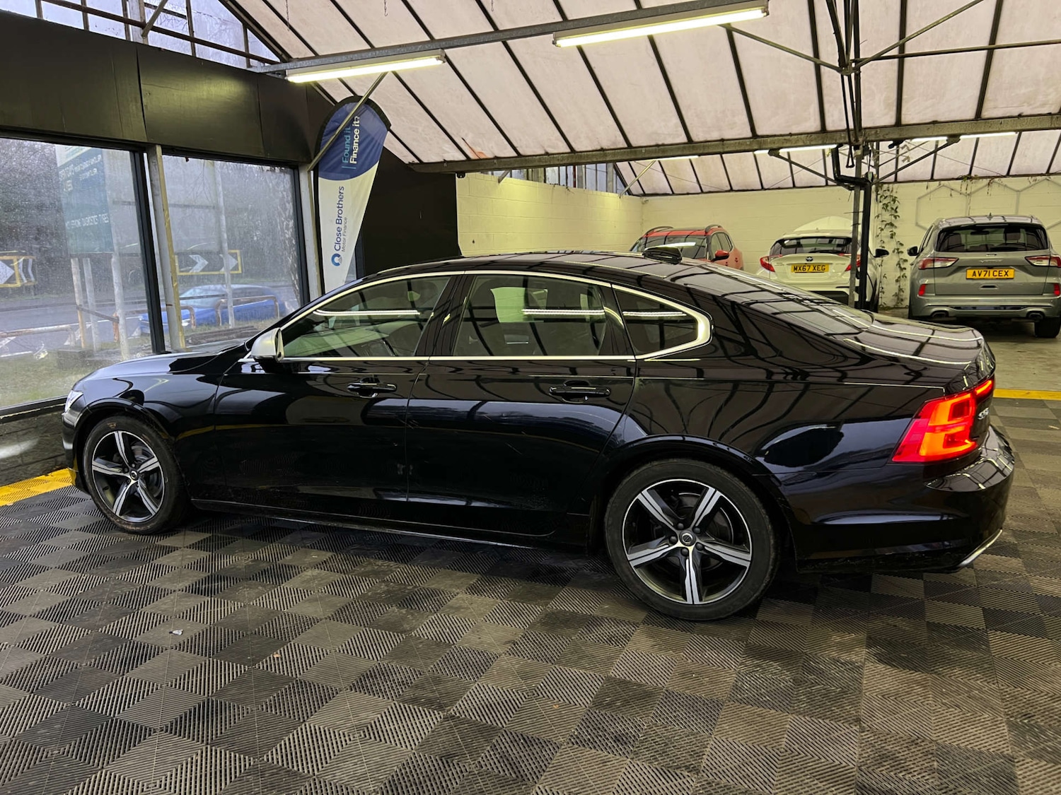 Used Volvo S90 2018 for sale - 77452453: Photo 7