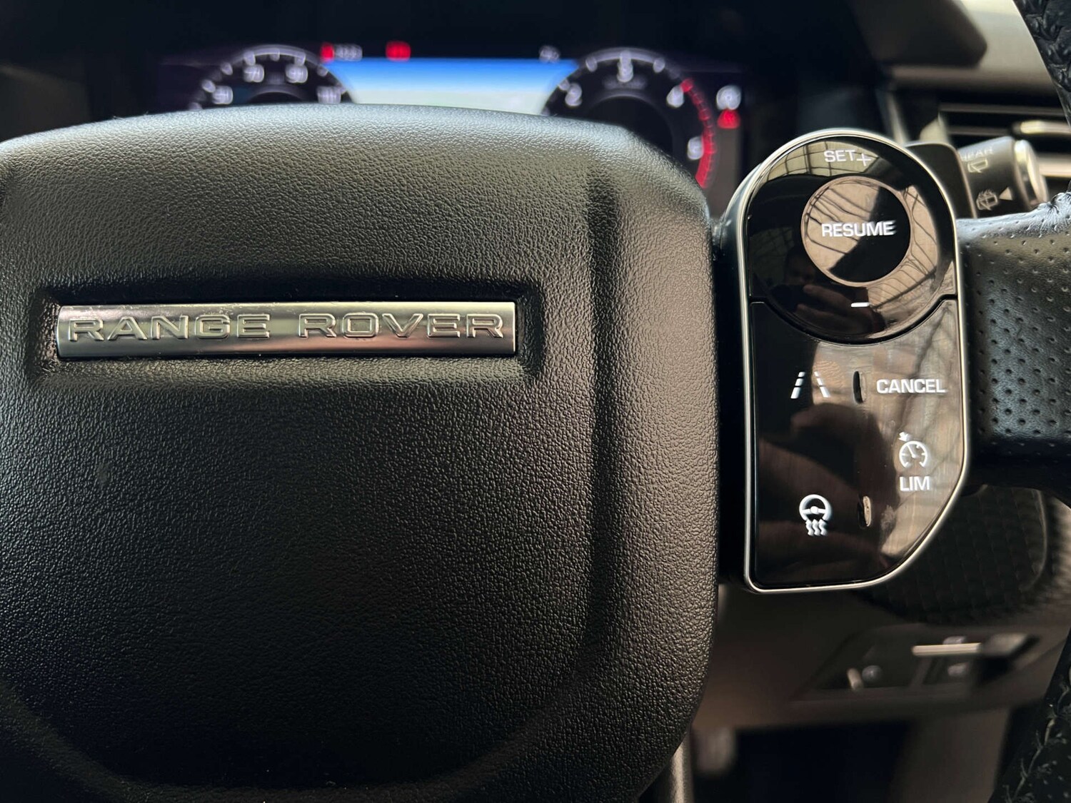 Used Land Rover Range Rover Velar 2019 for sale - 77789092: Photo 17