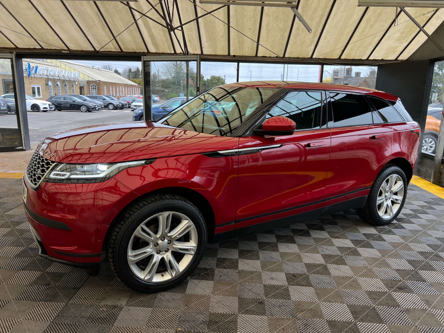 Used Land Rover Range Rover Velar 2019 for sale - 77789092: Photo 5
