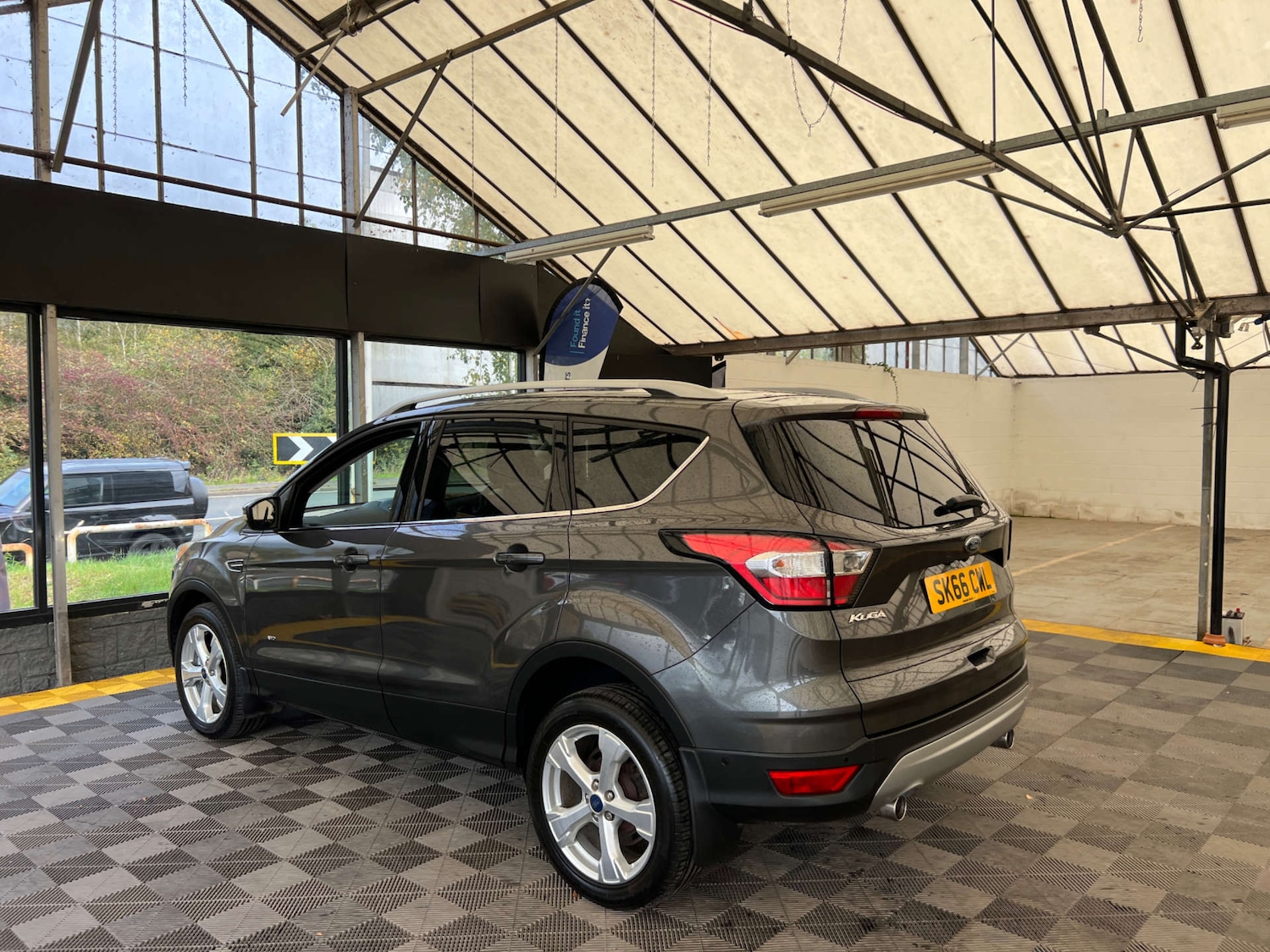Used Ford Kuga 2016 for sale - 76363977: Photo 3