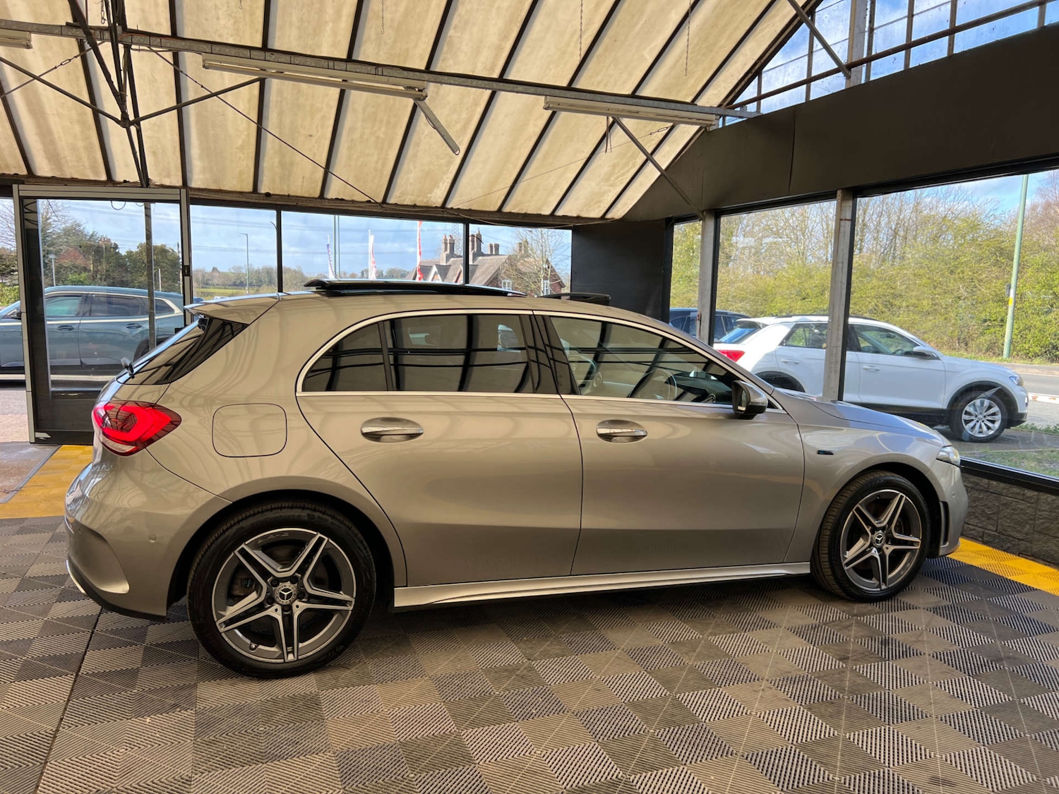 Used Mercedes-Benz A-Class 2020 for sale - 78070994: Photo 9