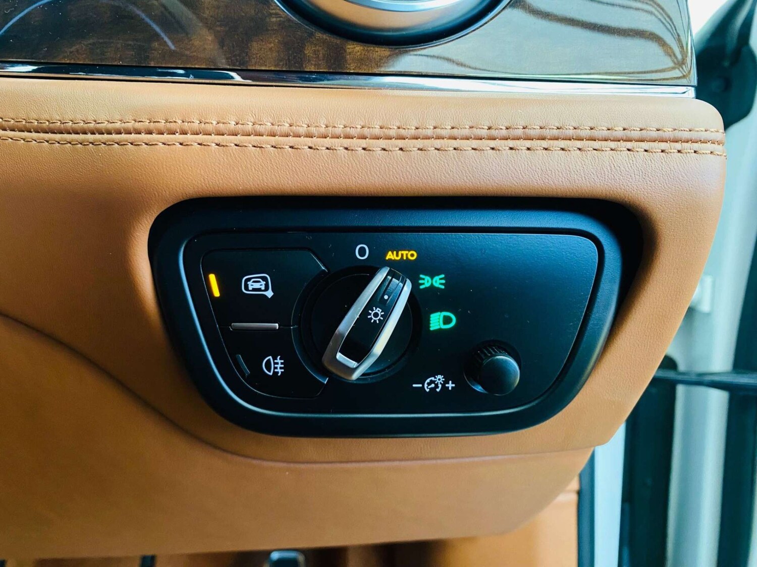 Used Bentley Bentayga 2019 for sale - 76601528: Photo 23