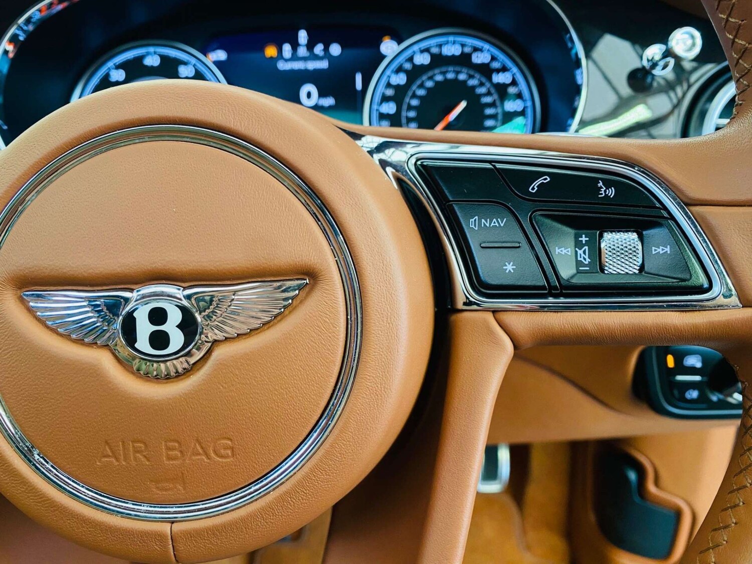 Used Bentley Bentayga 2019 for sale - 76601528: Photo 25