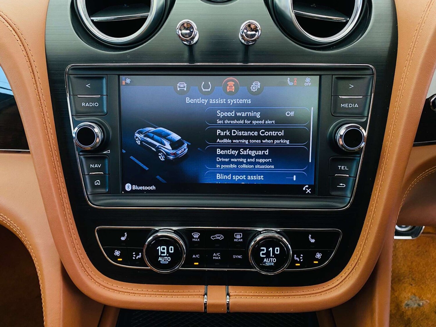 Used Bentley Bentayga 2019 for sale - 76601528: Photo 36