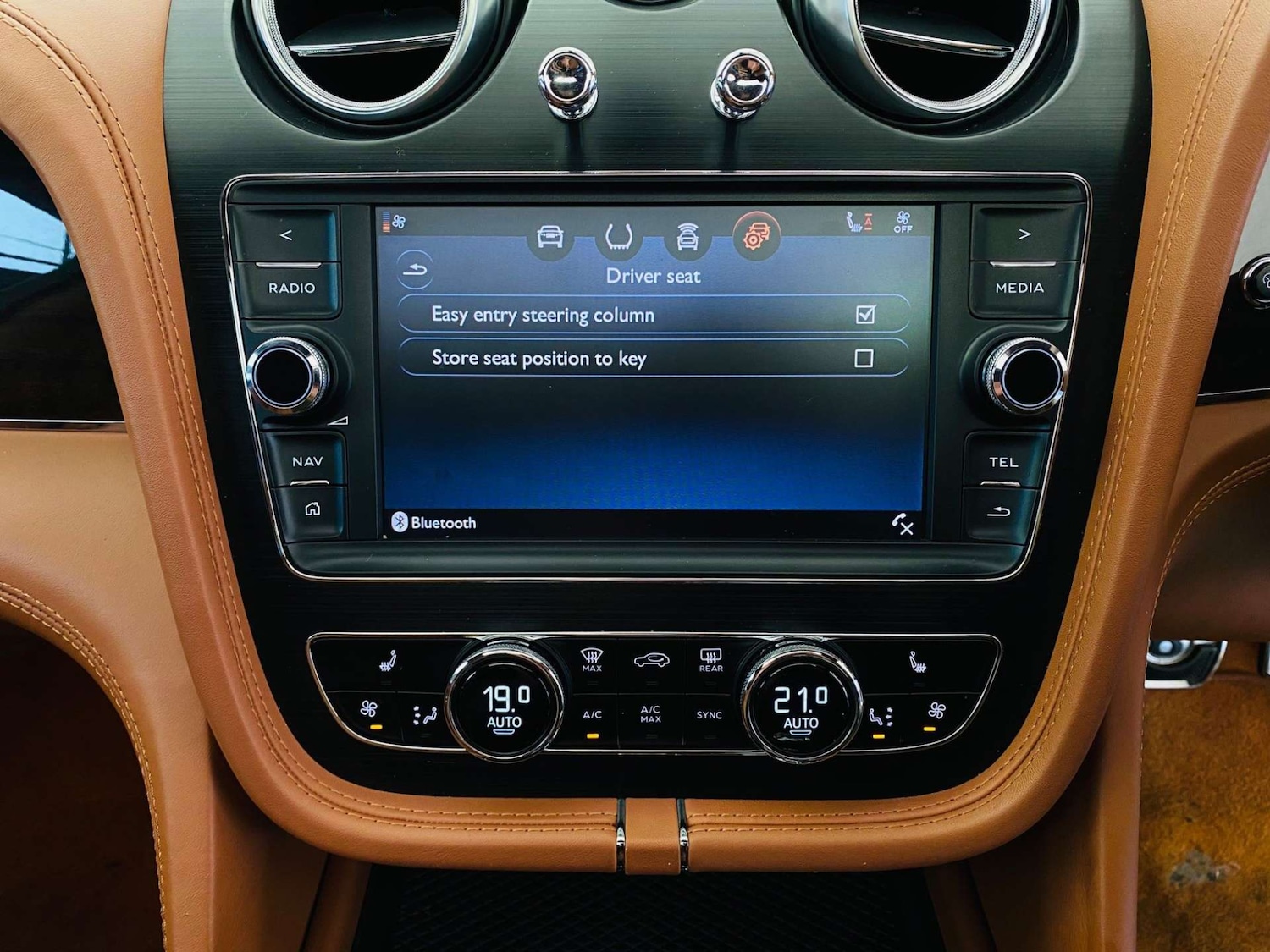 Used Bentley Bentayga 2019 for sale - 76601528: Photo 38