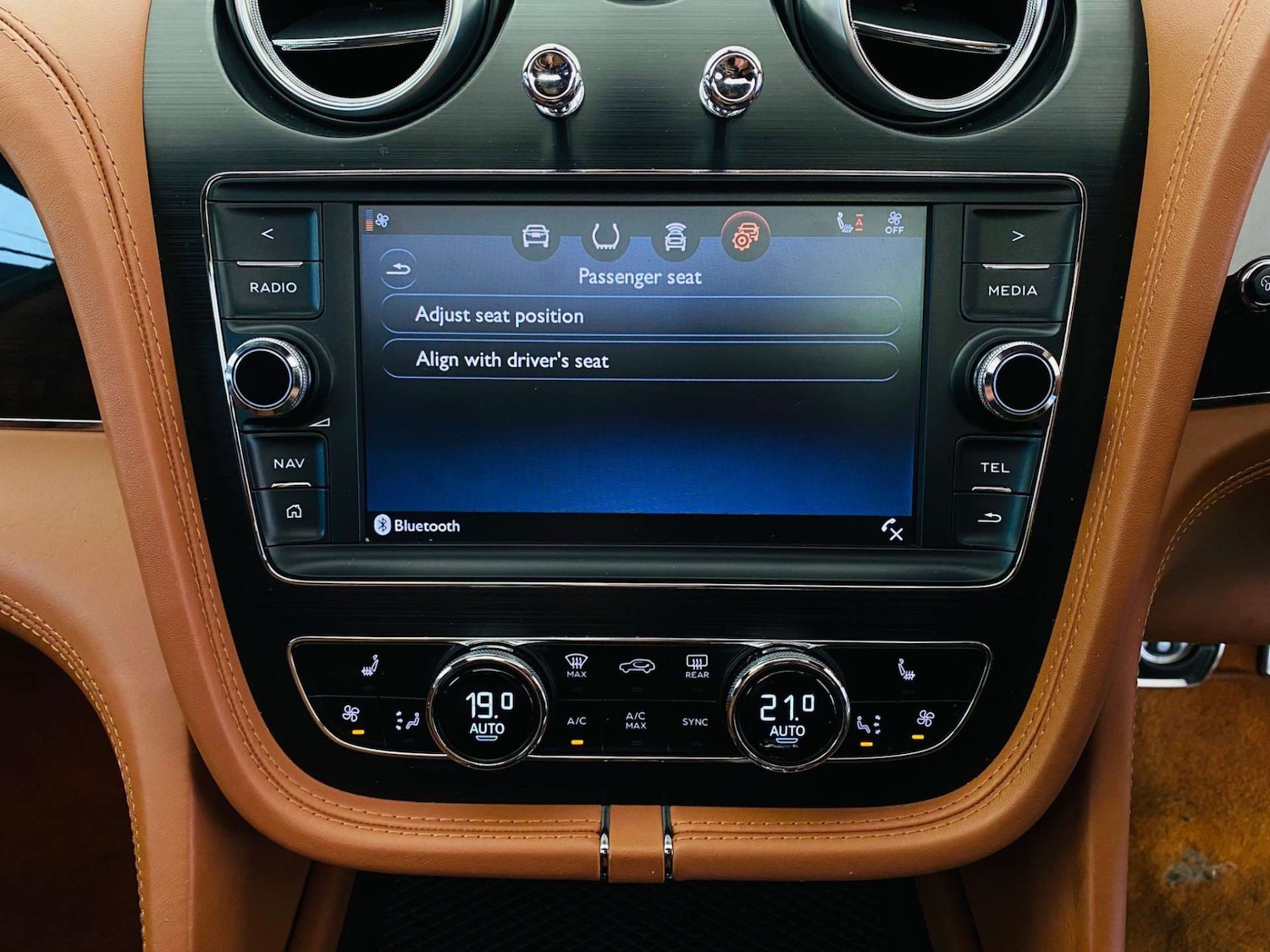 Used Bentley Bentayga 2019 for sale - 76601528: Photo 39