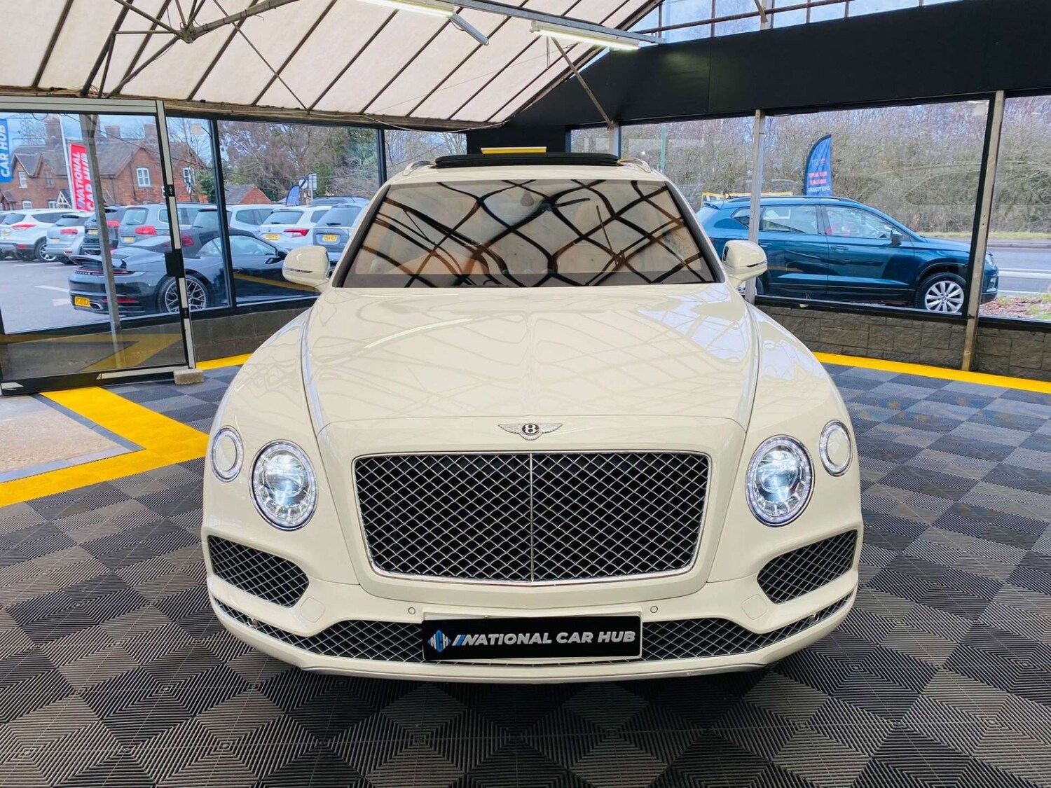 Used Bentley Bentayga 2019 for sale - 76601528: Photo 5