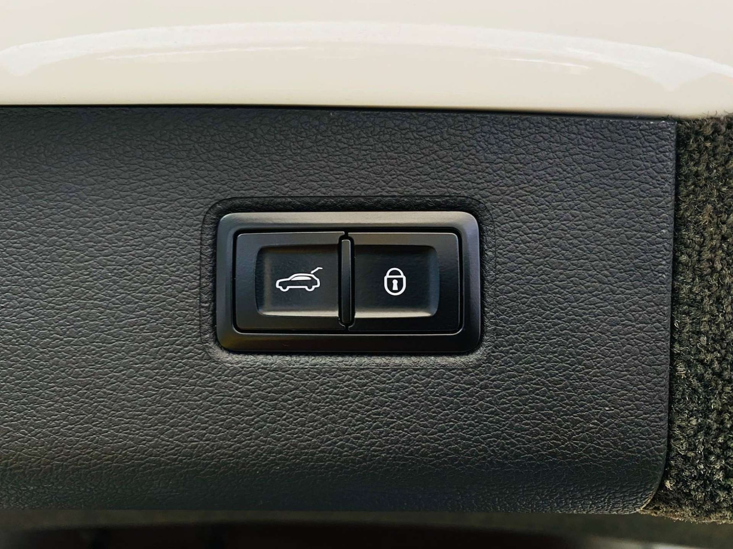 Used Bentley Bentayga 2019 for sale - 76601528: Photo 52