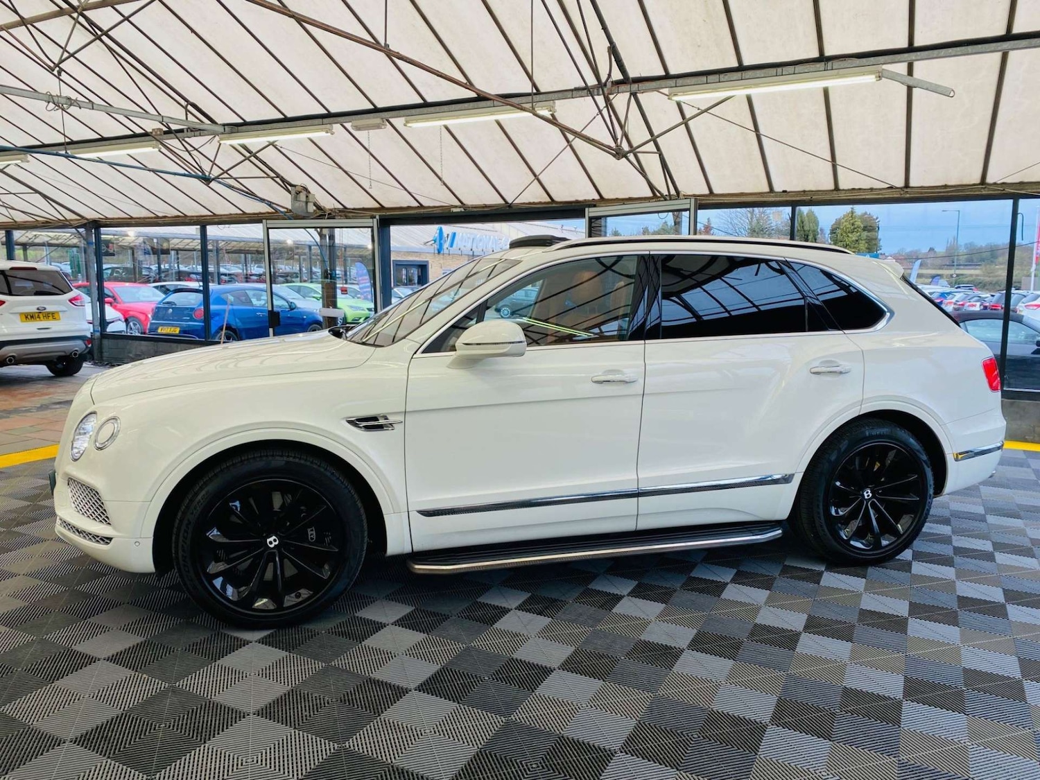 Used Bentley Bentayga 2019 for sale - 76601528: Photo 7