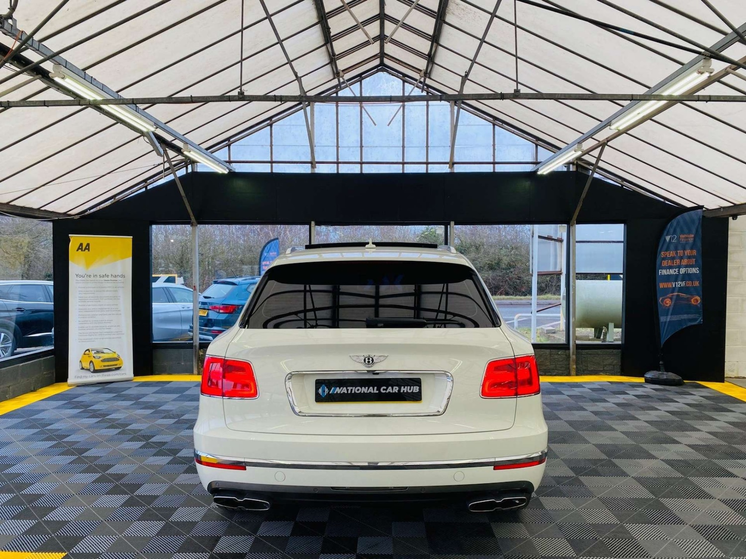 Used Bentley Bentayga 2019 for sale - 76601528: Photo 9