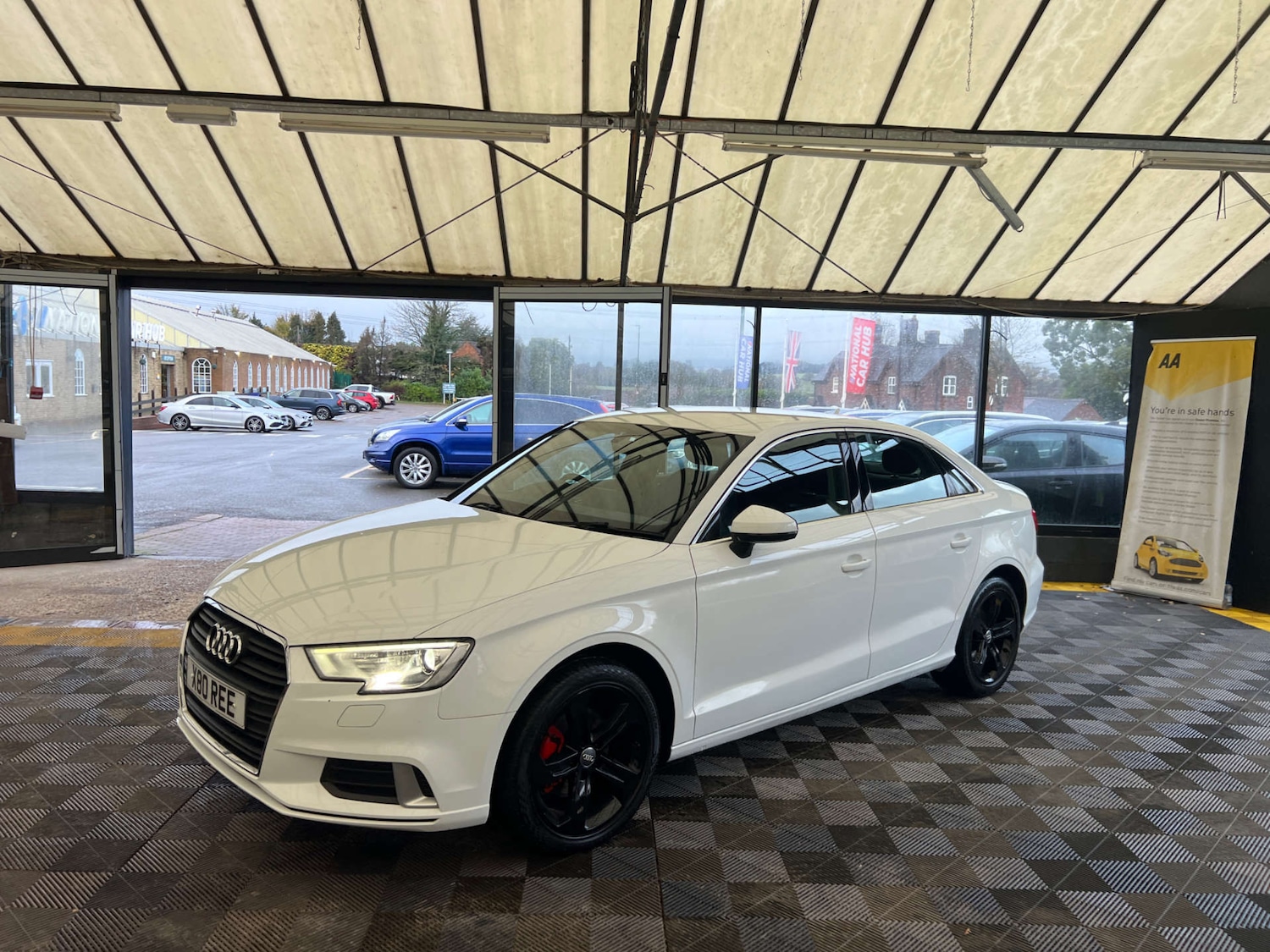 Used Audi A3 2018 for sale - 76669810: Photo 3