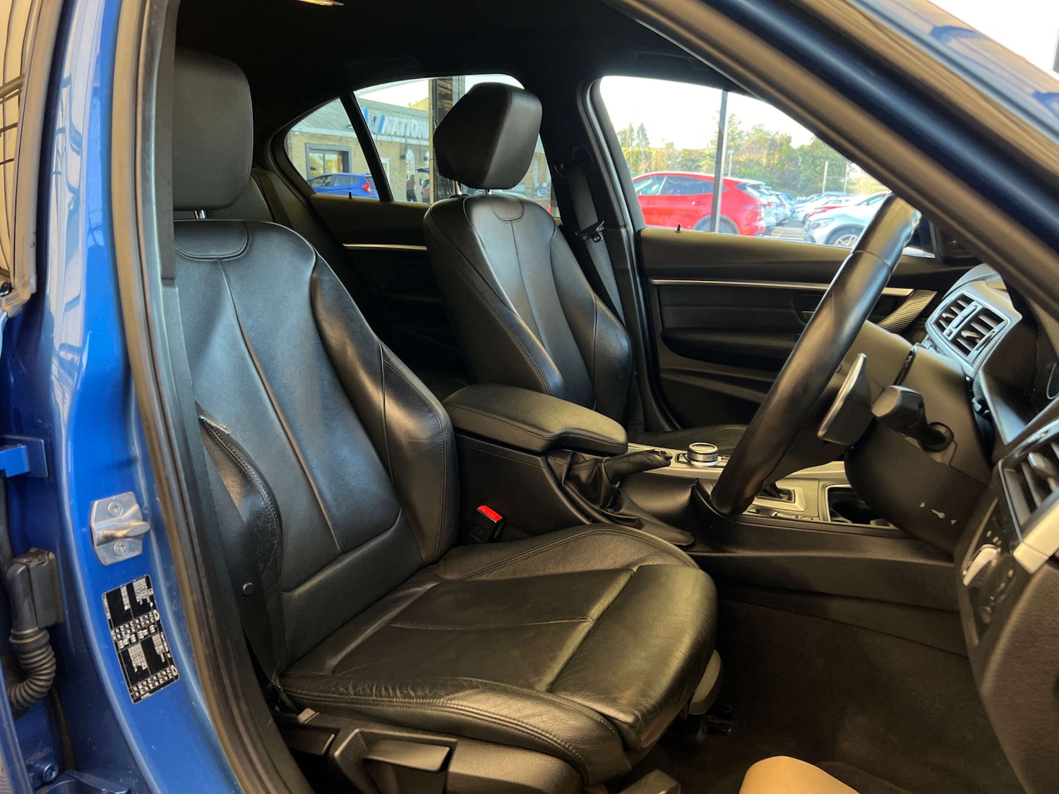 Used BMW 3 Series 2018 for sale - 77930584: Photo 11