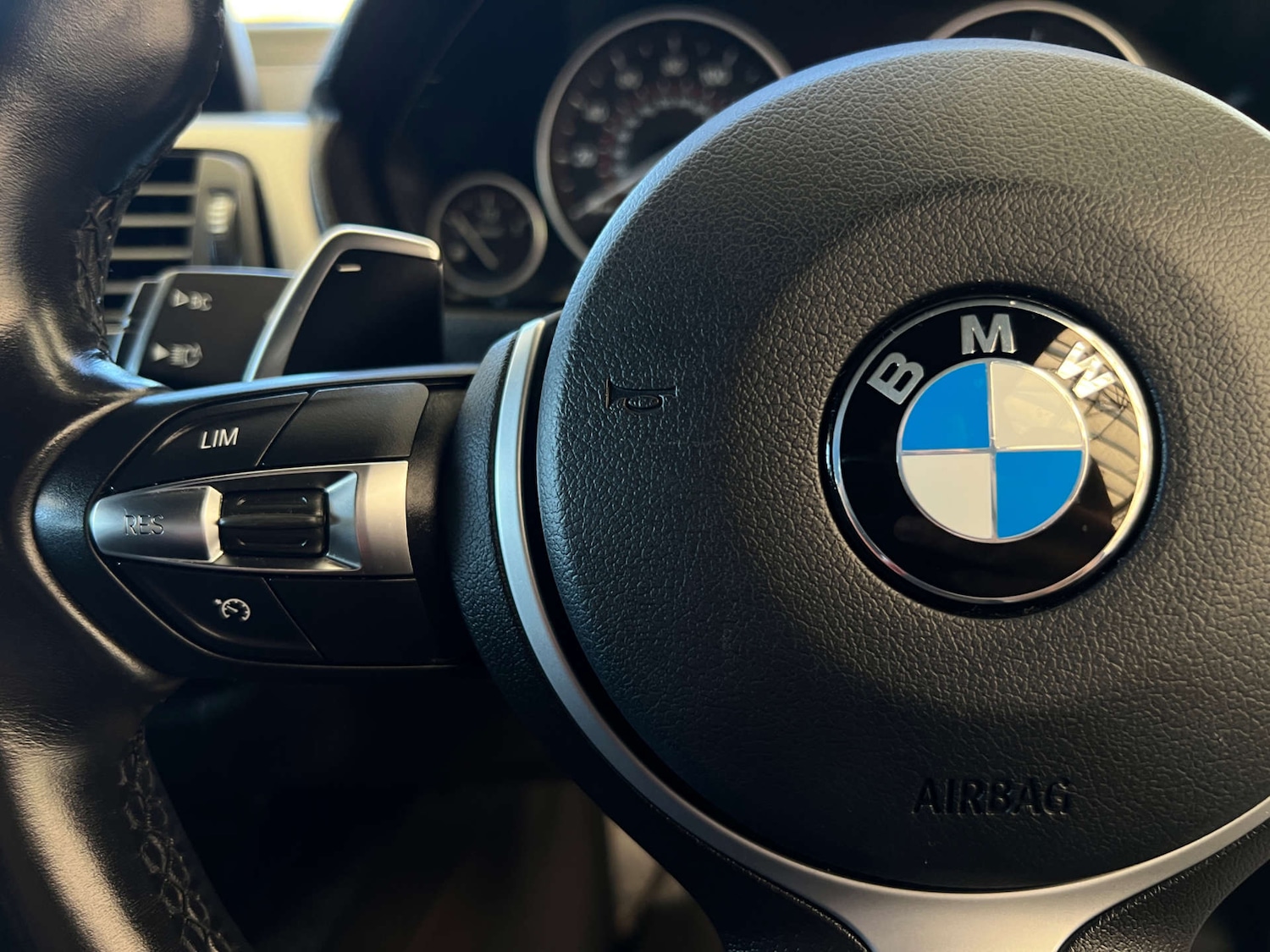 Used BMW 3 Series 2018 for sale - 77930584: Photo 17