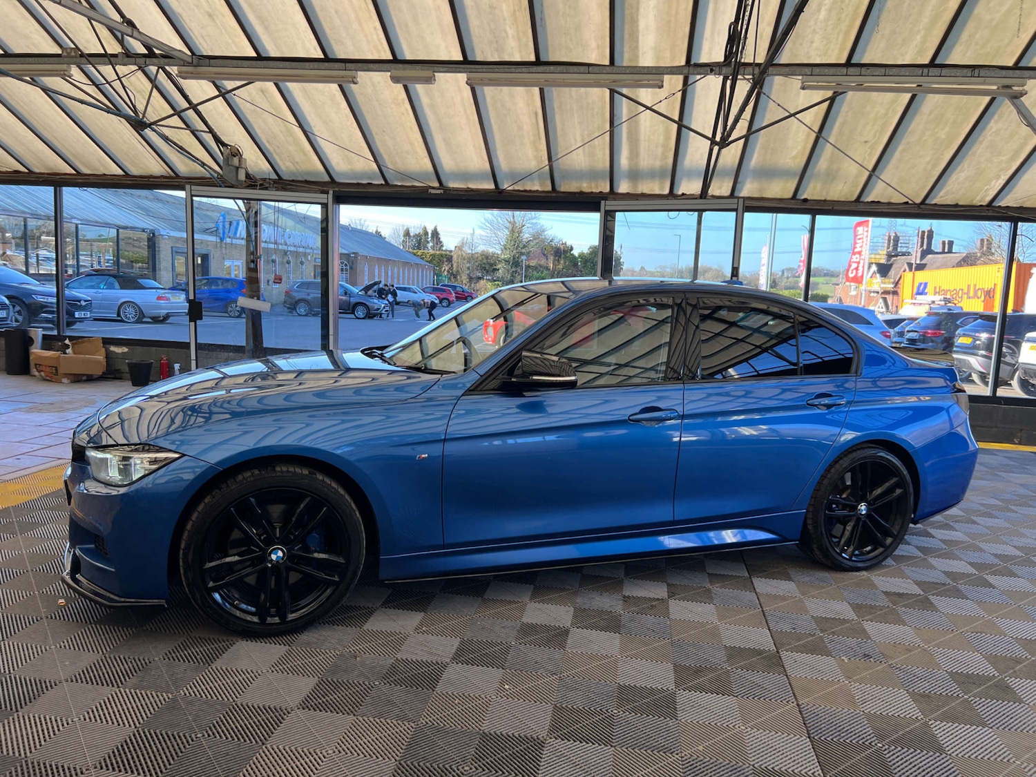Used BMW 3 Series 2018 for sale - 77930584: Photo 5