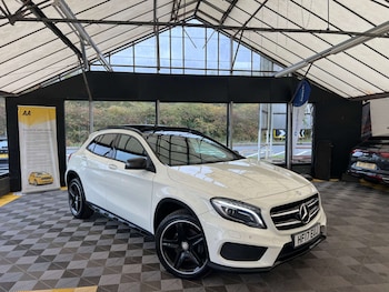Mercedes-Benz - GLA