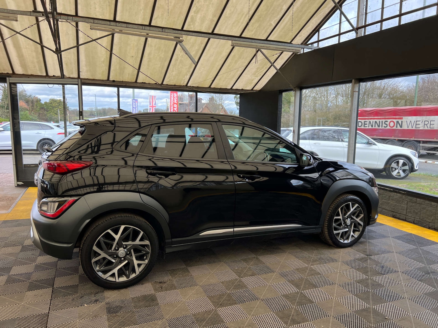 Used Hyundai KONA 2023 for sale - 77821711: Photo 9