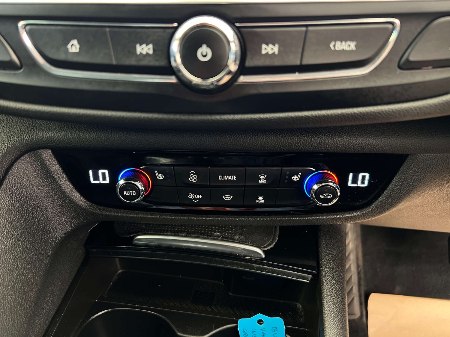 Used Vauxhall Insignia 2017 for sale - 78125381: Photo 24