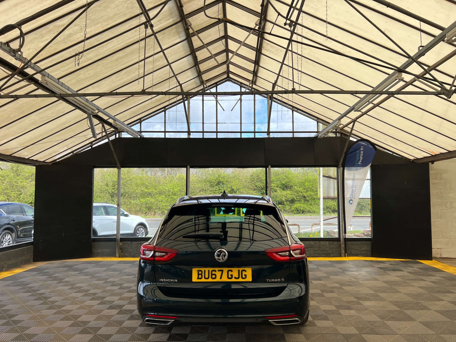 Used Vauxhall Insignia 2017 for sale - 78125381: Photo 8