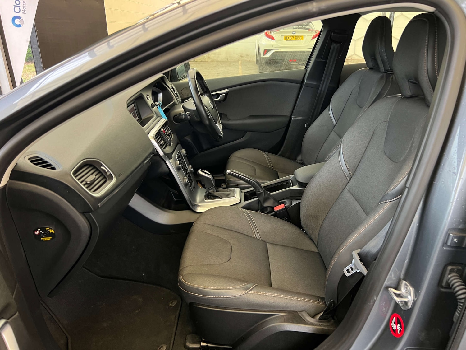 Used Volvo V40 2017 for sale - 77702613: Photo 23