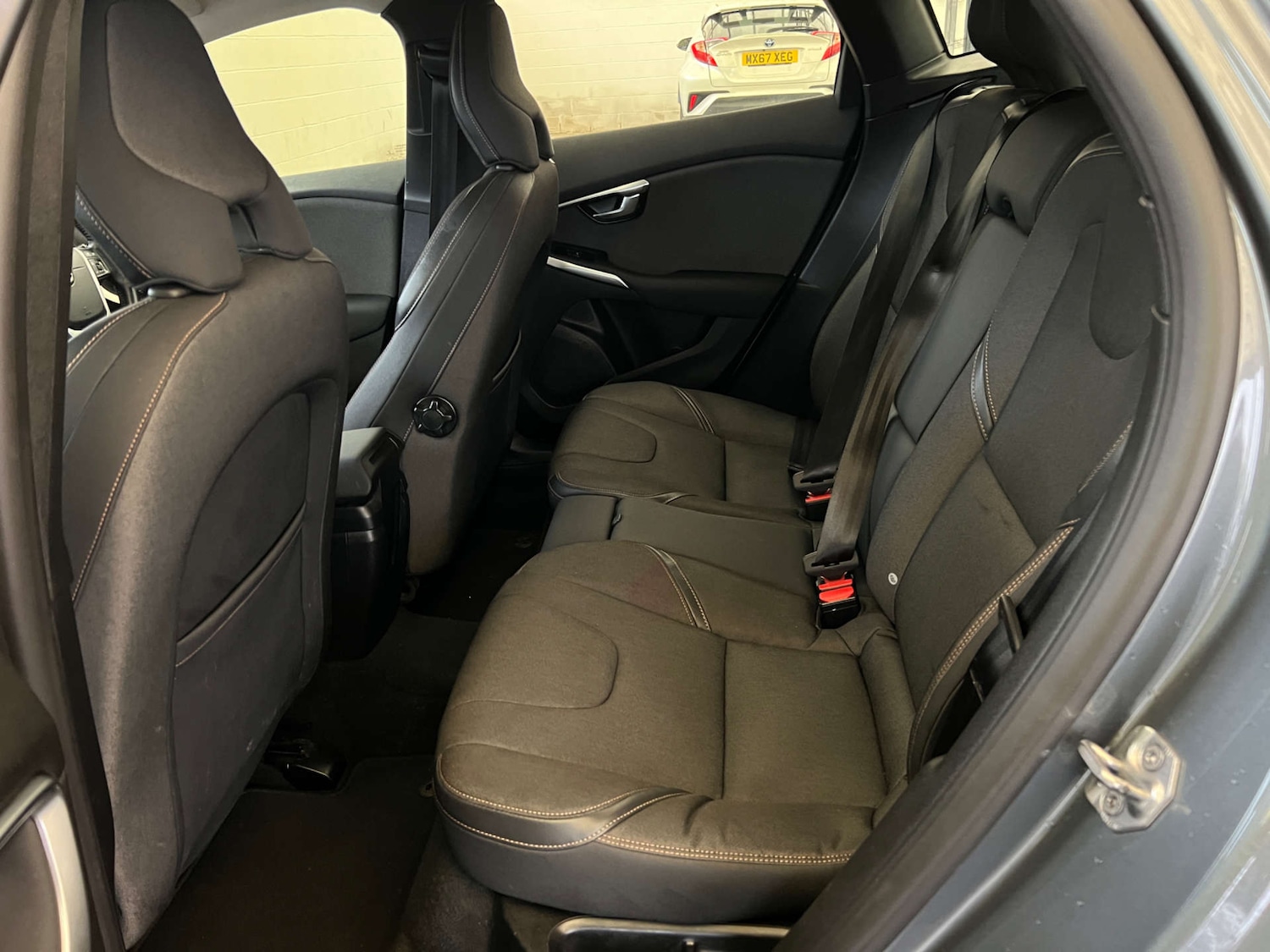 Used Volvo V40 2017 for sale - 77702613: Photo 25