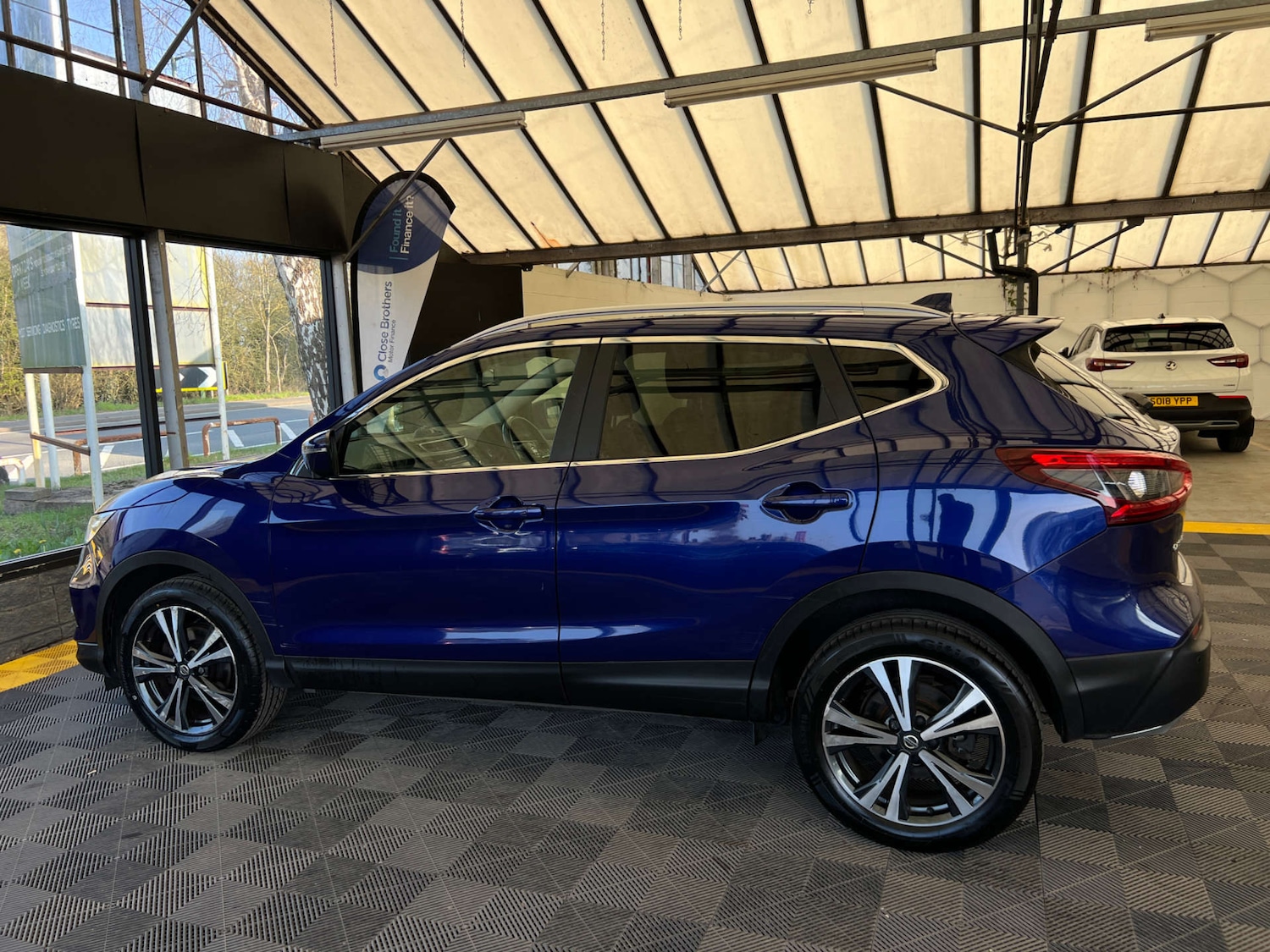 Used Nissan Qashqai 2018 for sale - 77979867: Photo 7