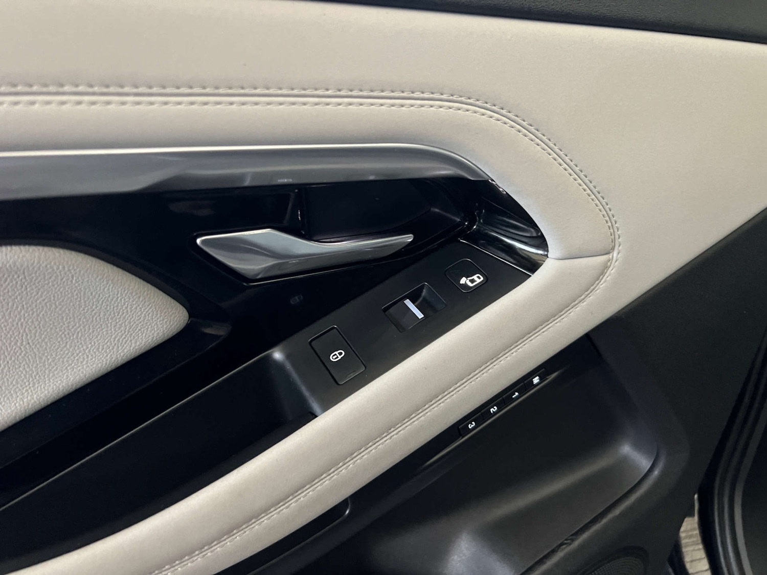 Used Land Rover Range Rover Evoque 2019 for sale - 76483213: Photo 30