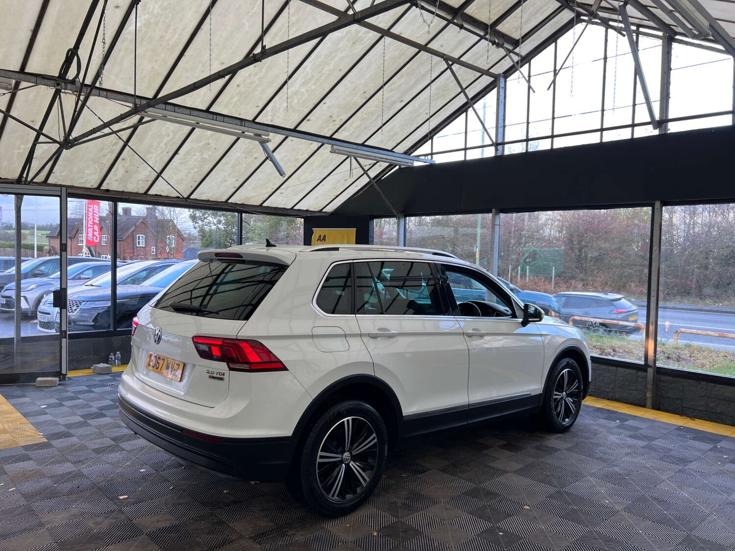 Used Volkswagen Tiguan 2017 for sale - 78176753: Photo 8
