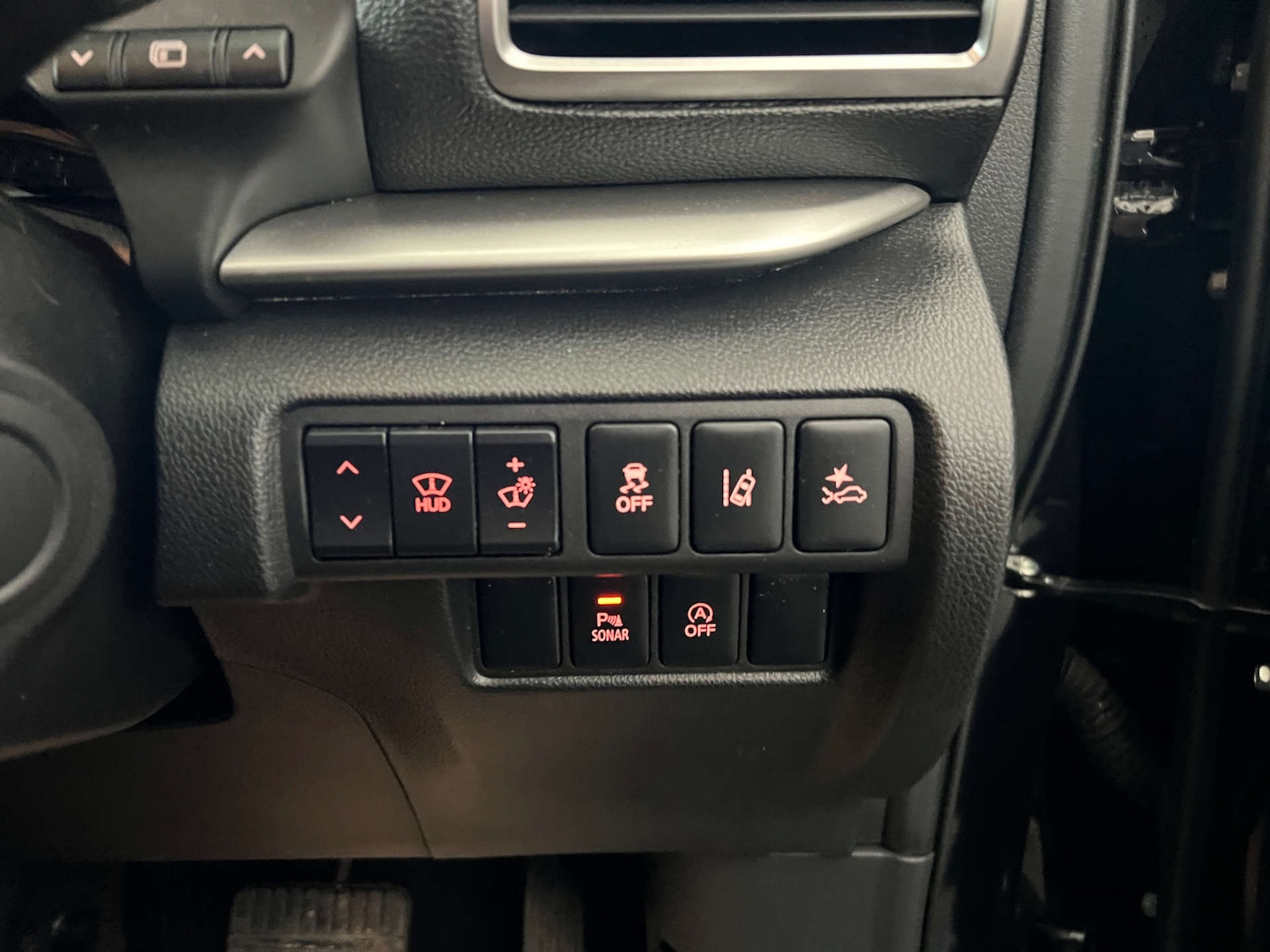 Used Mitsubishi Eclipse Cross 2018 for sale - 76643741: Photo 13