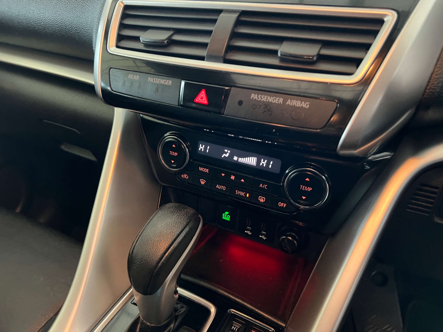 Used Mitsubishi Eclipse Cross 2018 for sale - 76643741: Photo 22