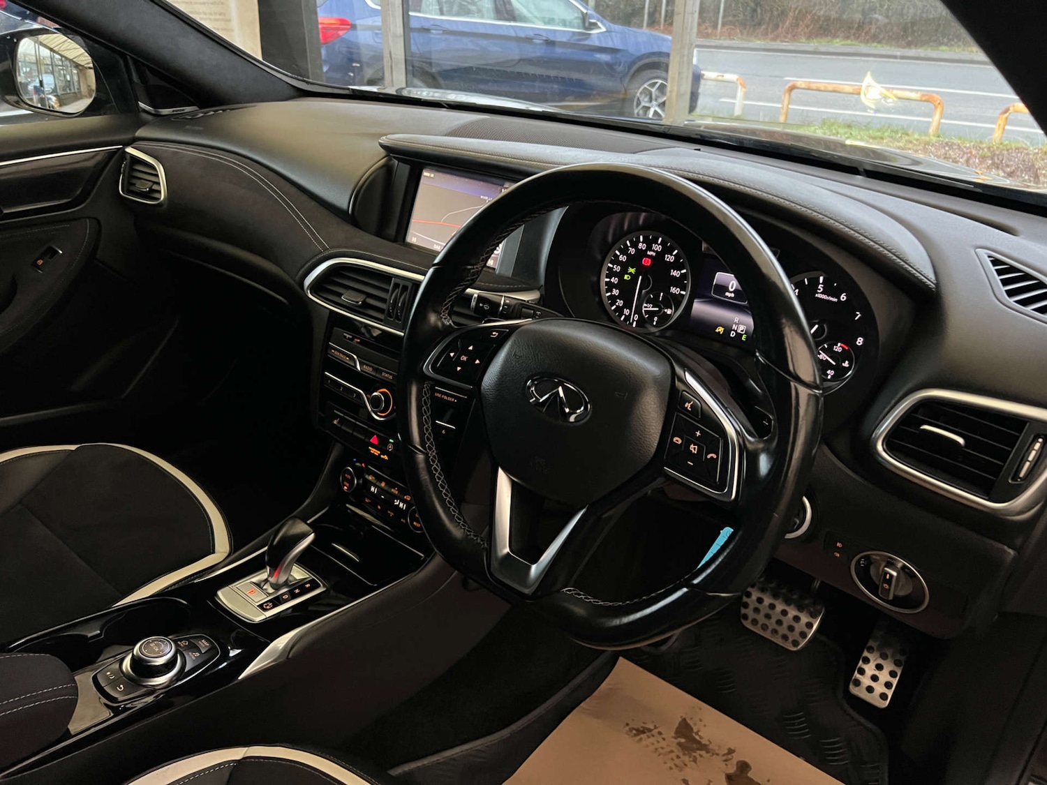 Used Infiniti Q30 2017 for sale - 77702644: Photo 12