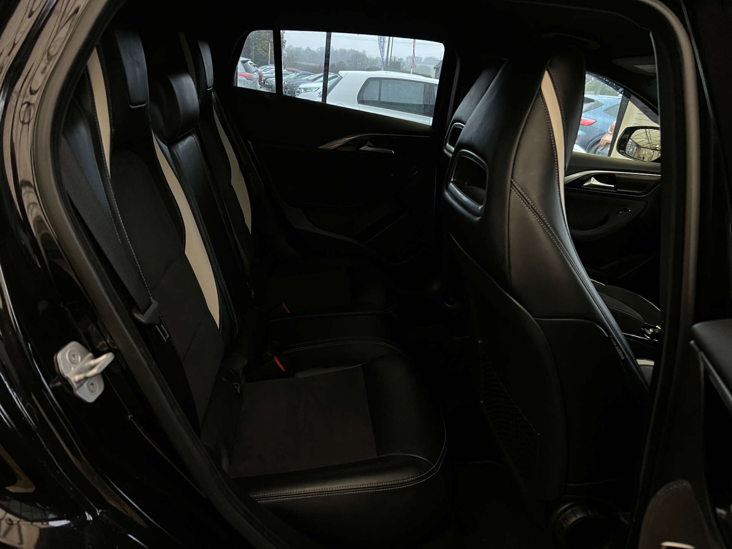 Used Infiniti Q30 2017 for sale - 77702644: Photo 26