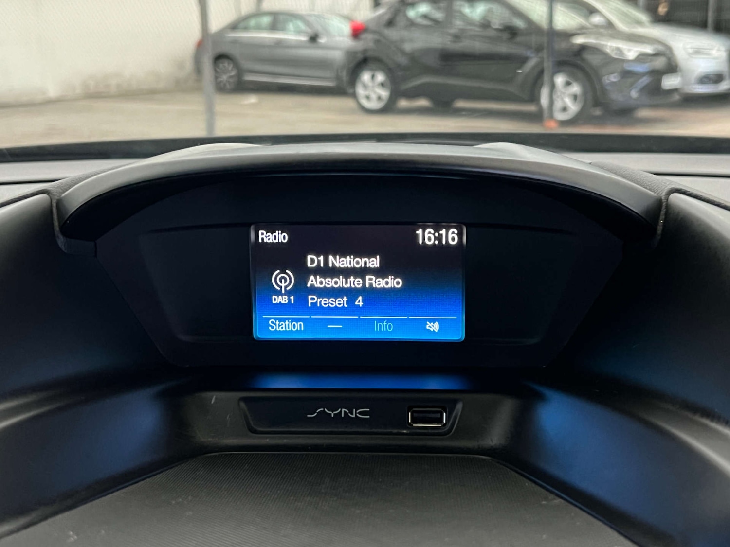 Used Ford Grand C-Max 2016 for sale - 77394887: Photo 16