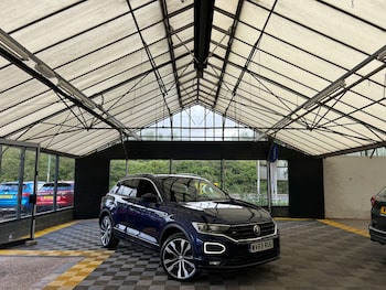 Used Volkswagen T-Roc 2019 for sale - 78647162: Photo