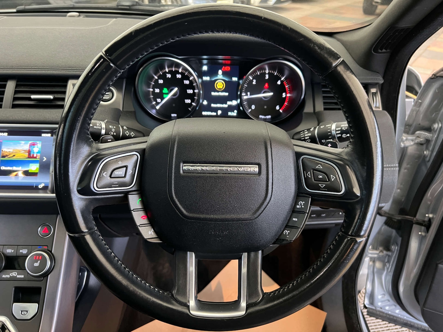 Used Land Rover Range Rover Evoque 2018 for sale - 76477423: Photo 11