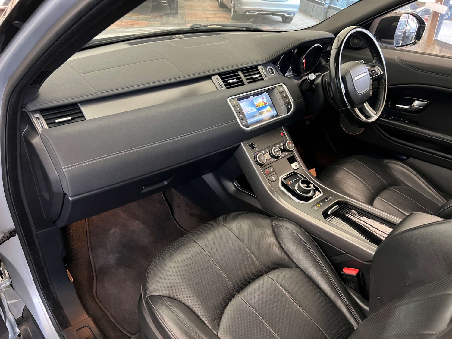 Used Land Rover Range Rover Evoque 2018 for sale - 76477423: Photo 28