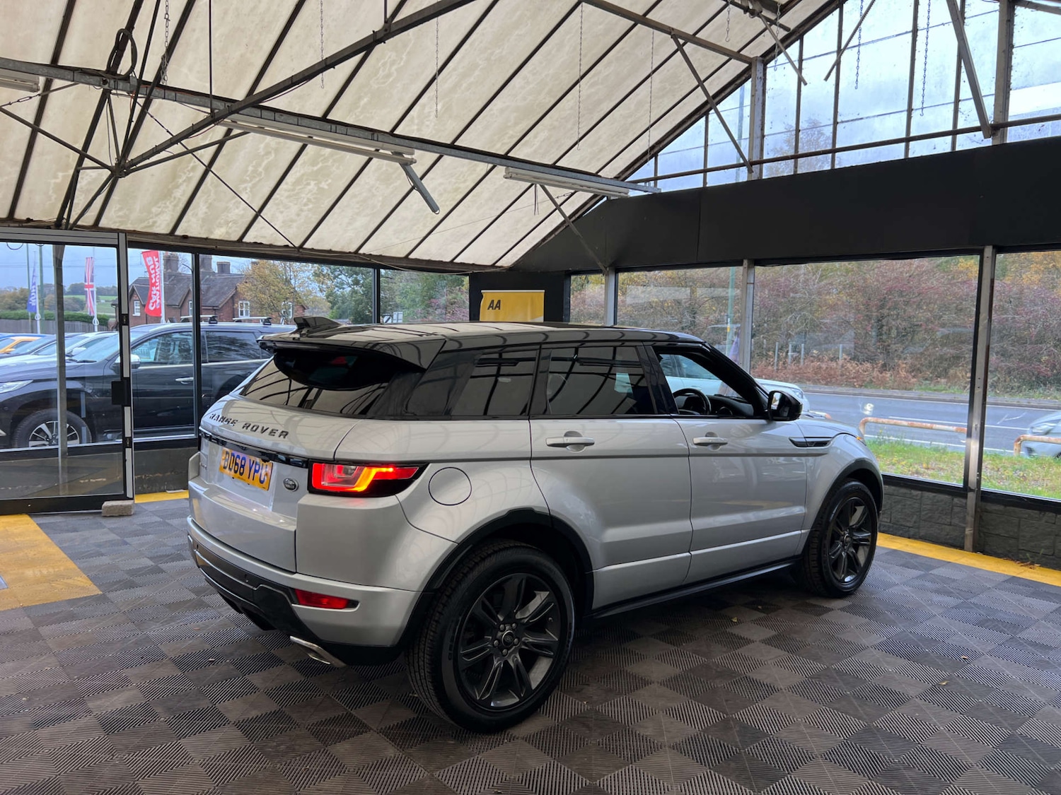 Used Land Rover Range Rover Evoque 2018 for sale - 76477423: Photo 7