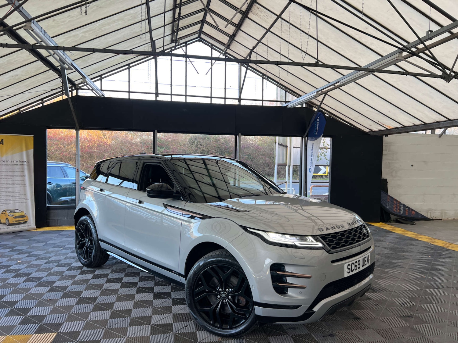 Used Land Rover Range Rover Evoque 2019 for sale - 76604237: Photo 1
