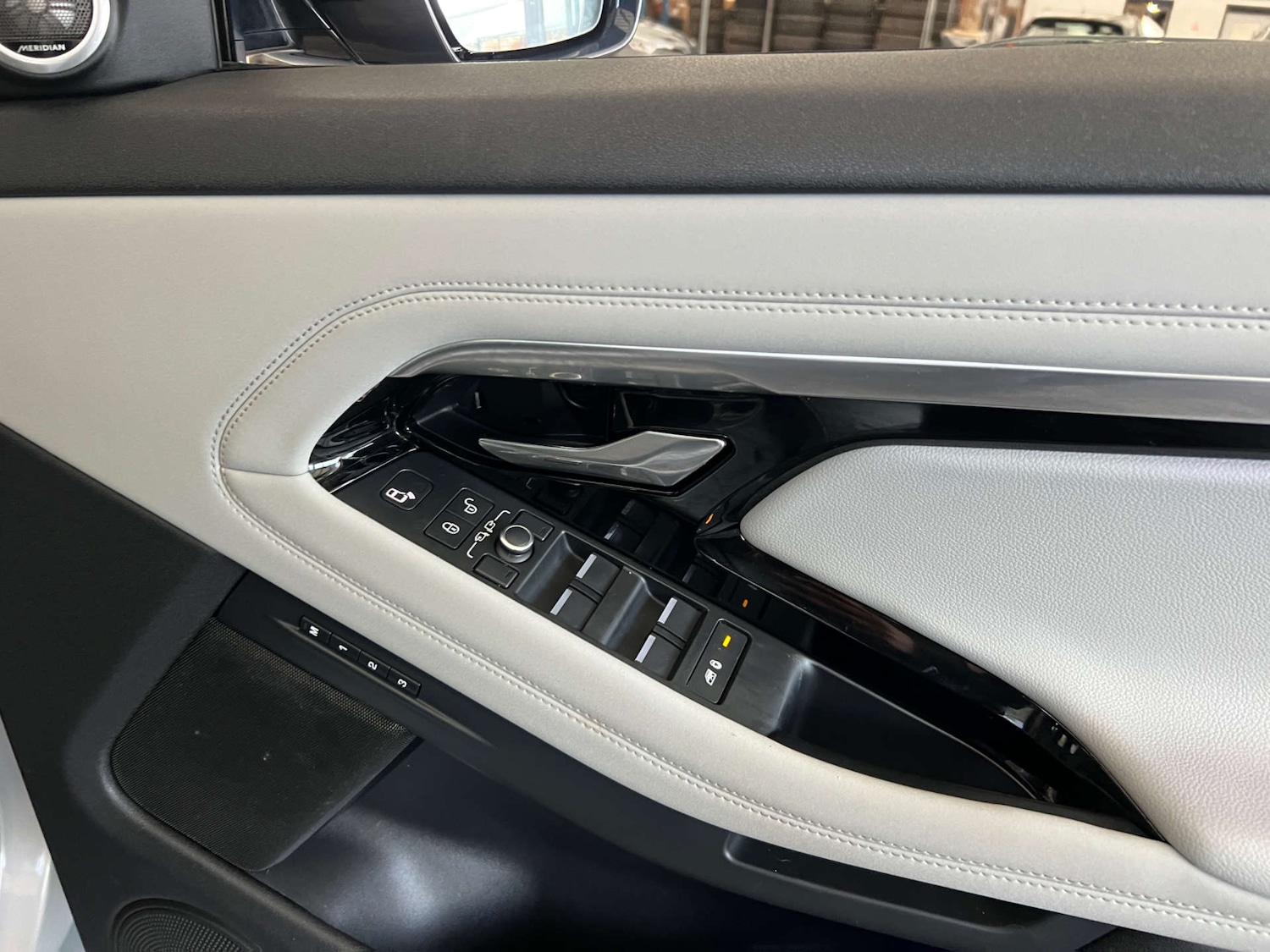 Used Land Rover Range Rover Evoque 2019 for sale - 76604237: Photo 12