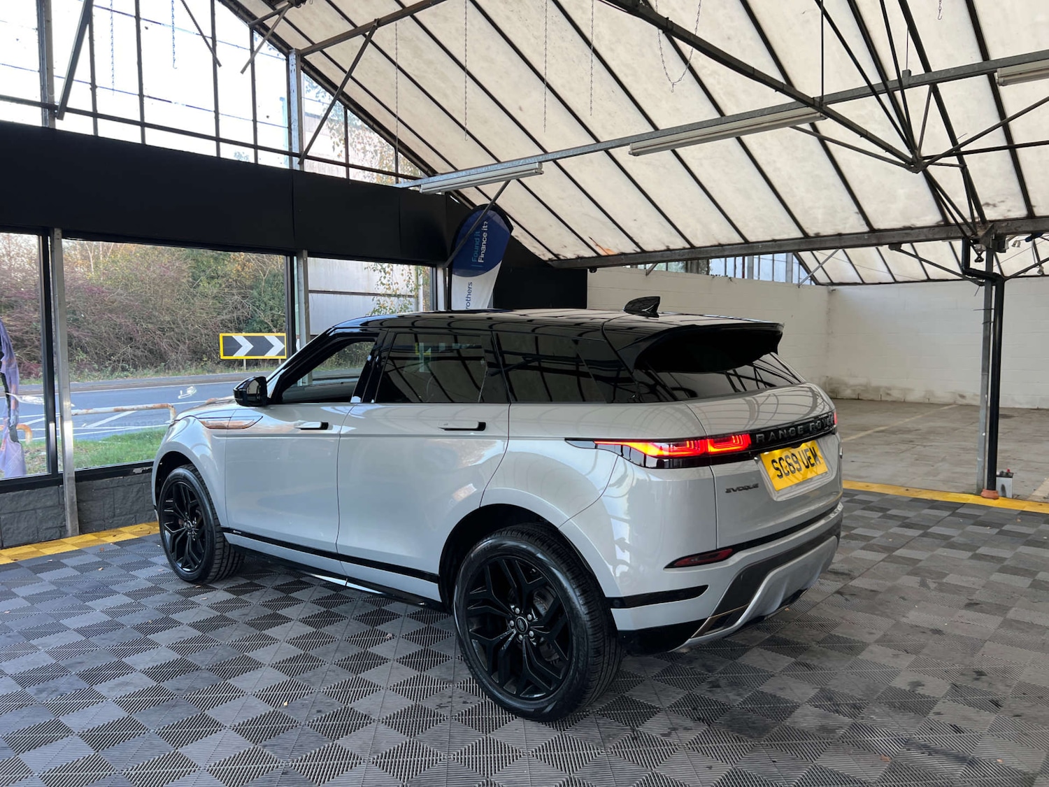 Used Land Rover Range Rover Evoque 2019 for sale - 76604237: Photo 7