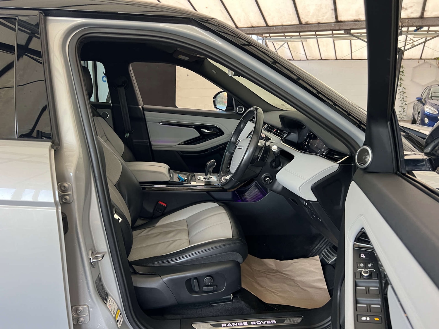 Used Land Rover Range Rover Evoque 2019 for sale - 76604237: Photo 9