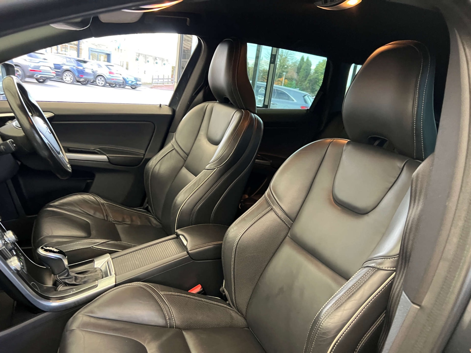 Used Volvo XC60 2017 for sale - 76571357: Photo 24