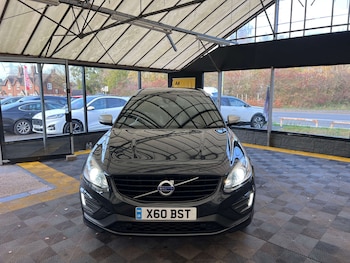 Used Volvo XC60 2017 for sale - 76571357: Photo