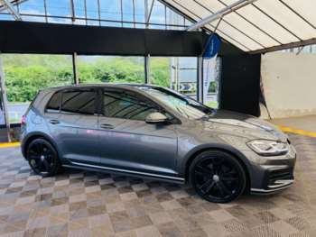 Used Volkswagen Golf 2017 for sale - 74568187: Photo