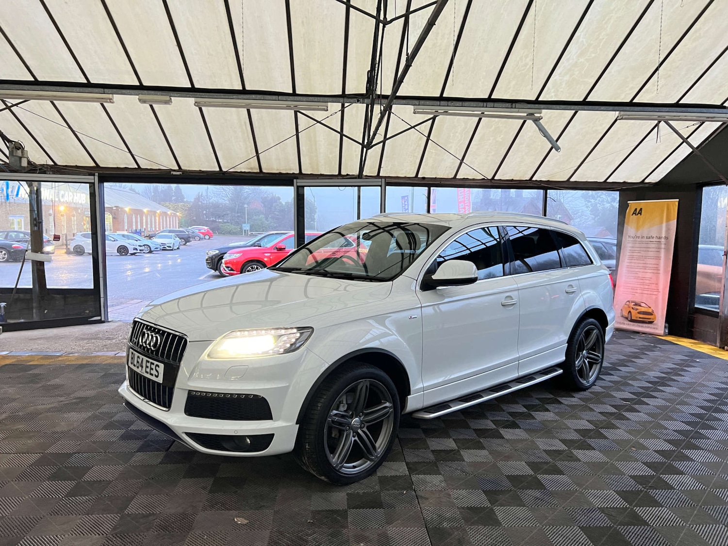 Used Audi Q7 2014 for sale - 77147772: Photo 3