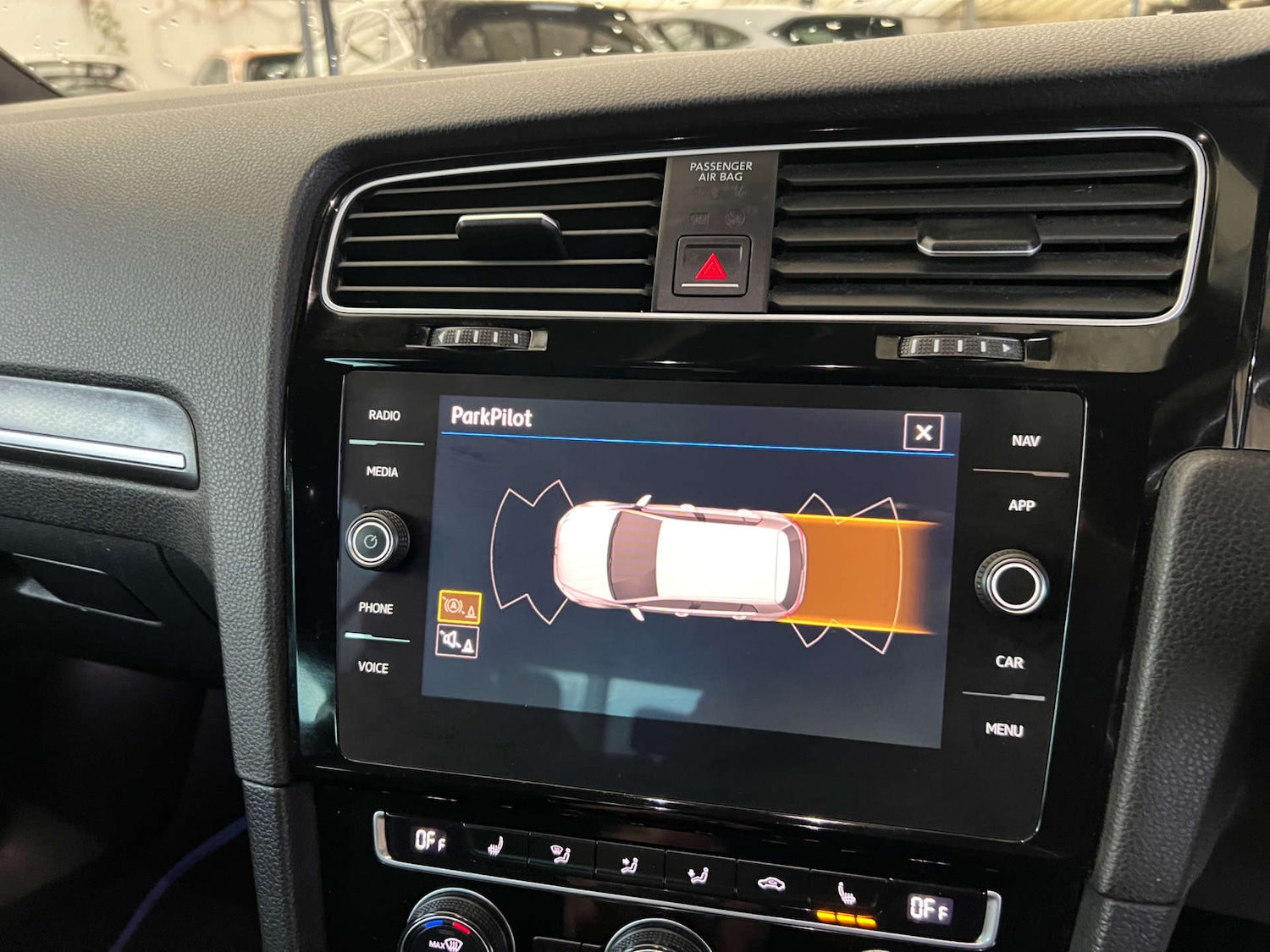 Used Volkswagen Golf 2018 for sale - 77125205: Photo 22